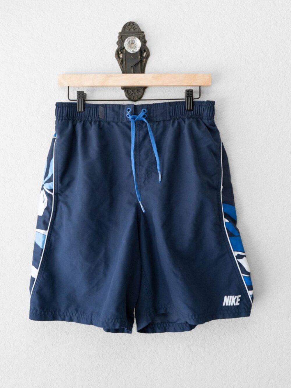 Nike Swim Mens M Blue Floral Board Shorts Swim Trunks Y2K Swoosh Surf